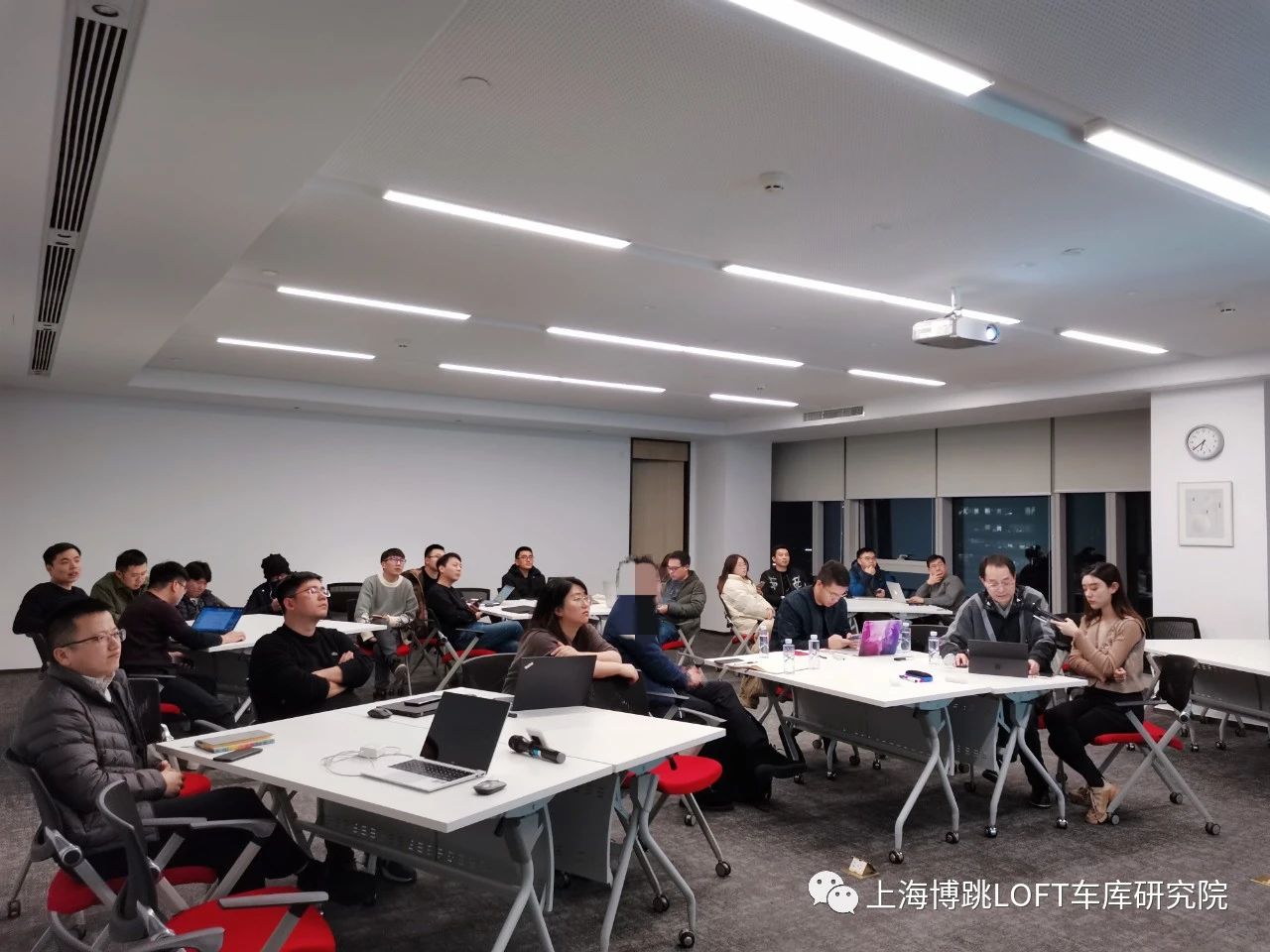 安顺杭州LOFT车库专题会